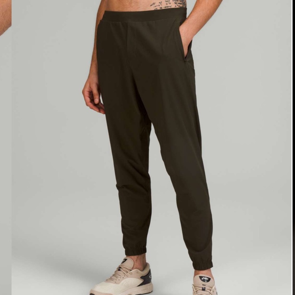 Lululemon Surge Jogger *Shorter Length